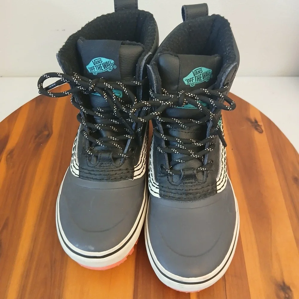 Vans Standard Mid MTE Mens 5.5 Black Grey Snow Boots Outdoors Hiking 721454